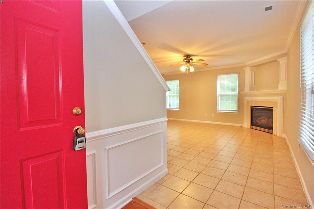 6611 Sunman Road Charlotte, NC 28216 - Photo 5 of 44