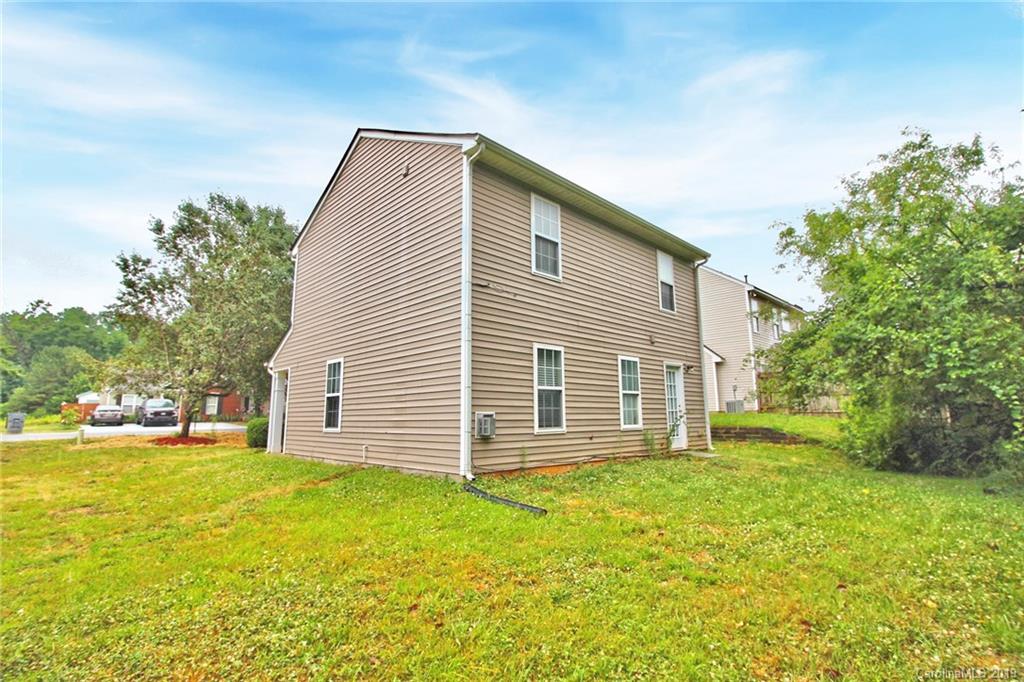 6611 Sunman Road Charlotte, NC 28216 - Photo 42 of 44