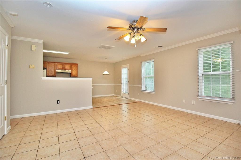 6611 Sunman Road Charlotte, NC 28216 - Photo 6 of 44