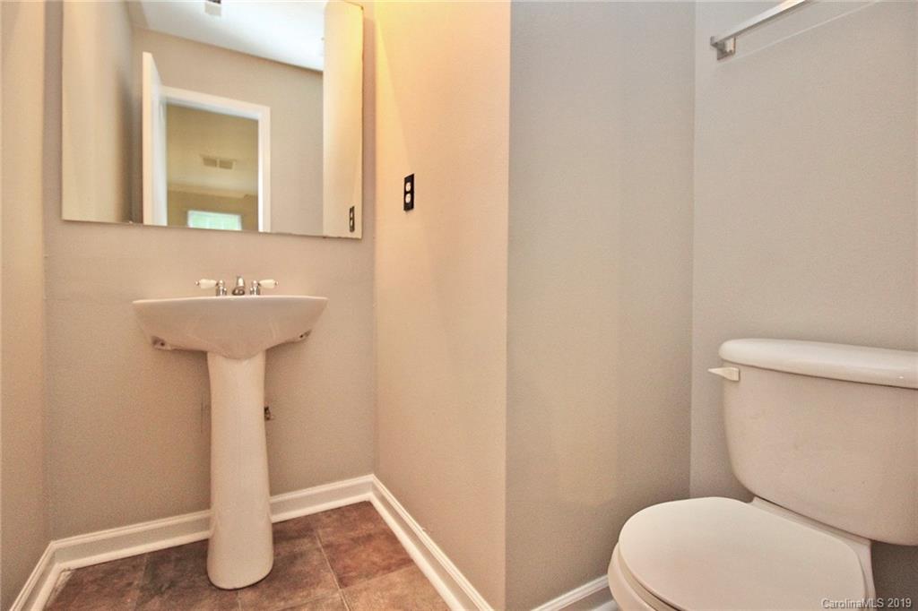 6611 Sunman Road Charlotte, NC 28216 - Photo 10 of 44