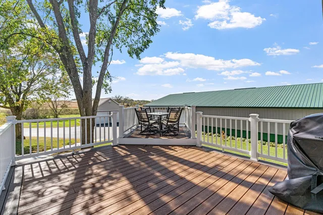 $720,000 | 53995 280th Avenue, Pine Island, MN 55963