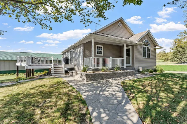 $720,000 | 53995 280th Avenue, Pine Island, MN 55963