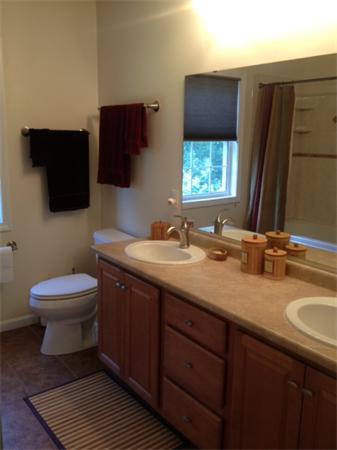 49 Snow Road Haverhill, MA 01832 - Photo 12 of 18 Gallery Image 12