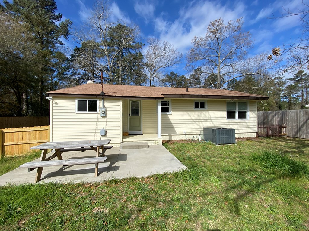 2237 Powderhouse Road Southeast Aiken, SC 29803 - Photo 3 of 18