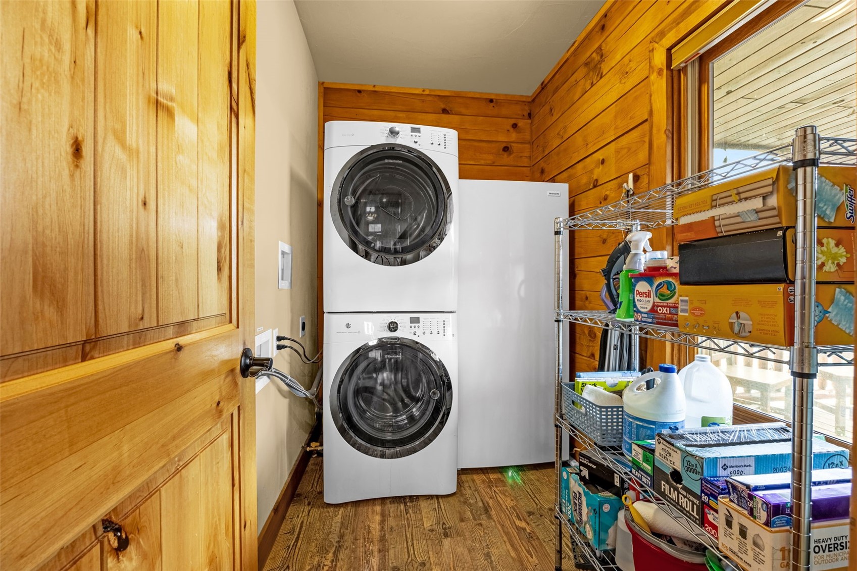 3418 High Creek Road Fairplay, CO 80440 - Photo 34 of 42 a utility room with dryer and washer