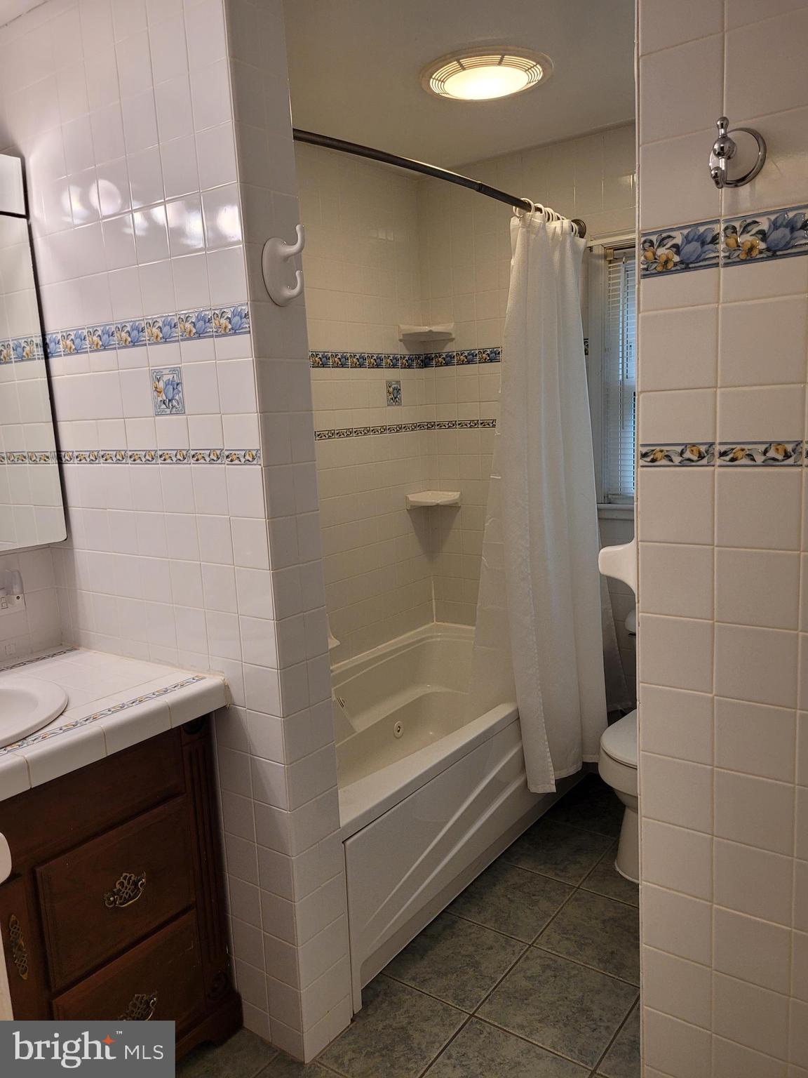 22820 Maple Road Lexington Park, MD 20653 - Photo 17 of 33 upstairs full bath