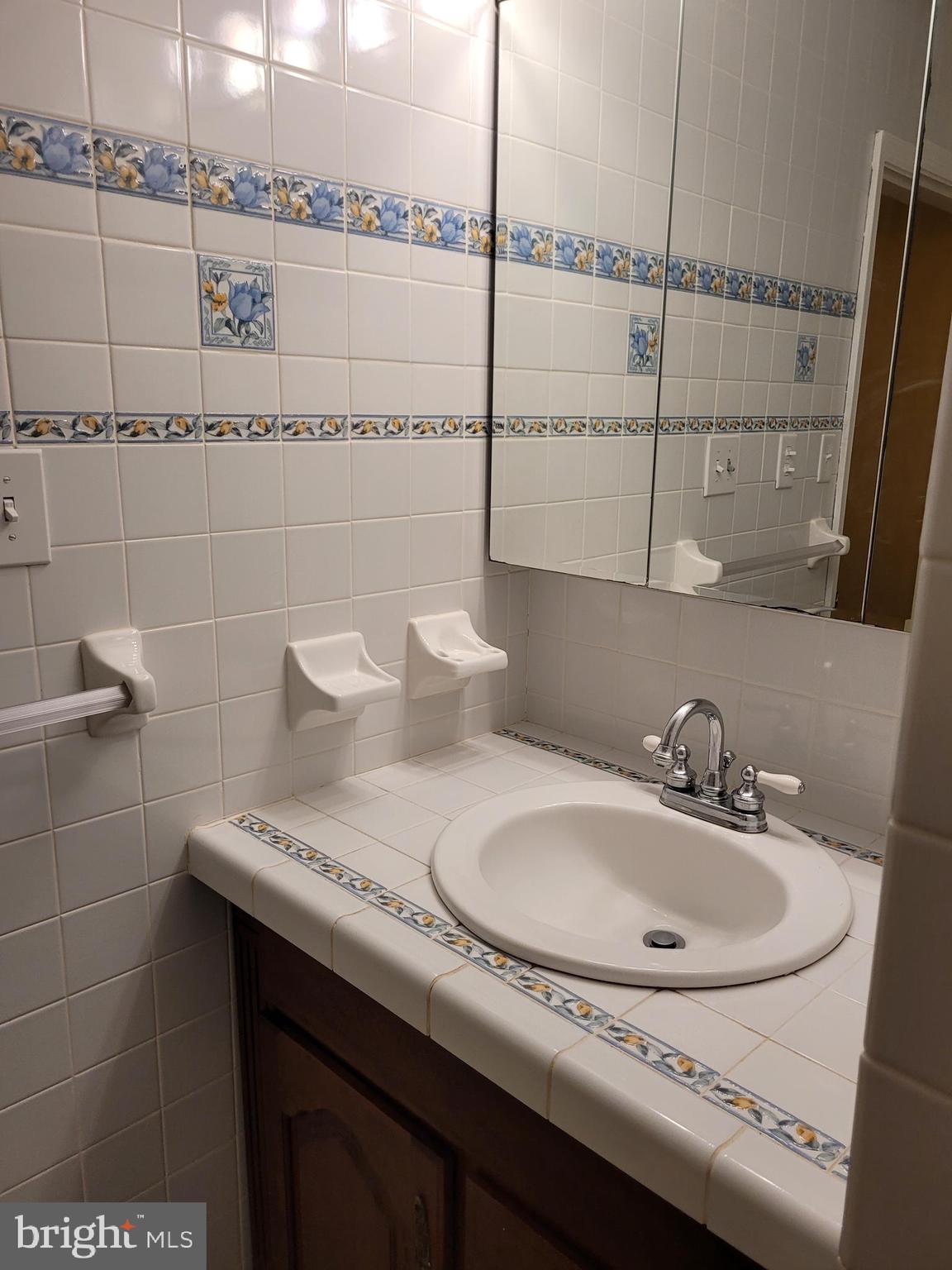 22820 Maple Road Lexington Park, MD 20653 - Photo 19 of 33 upstairs bath