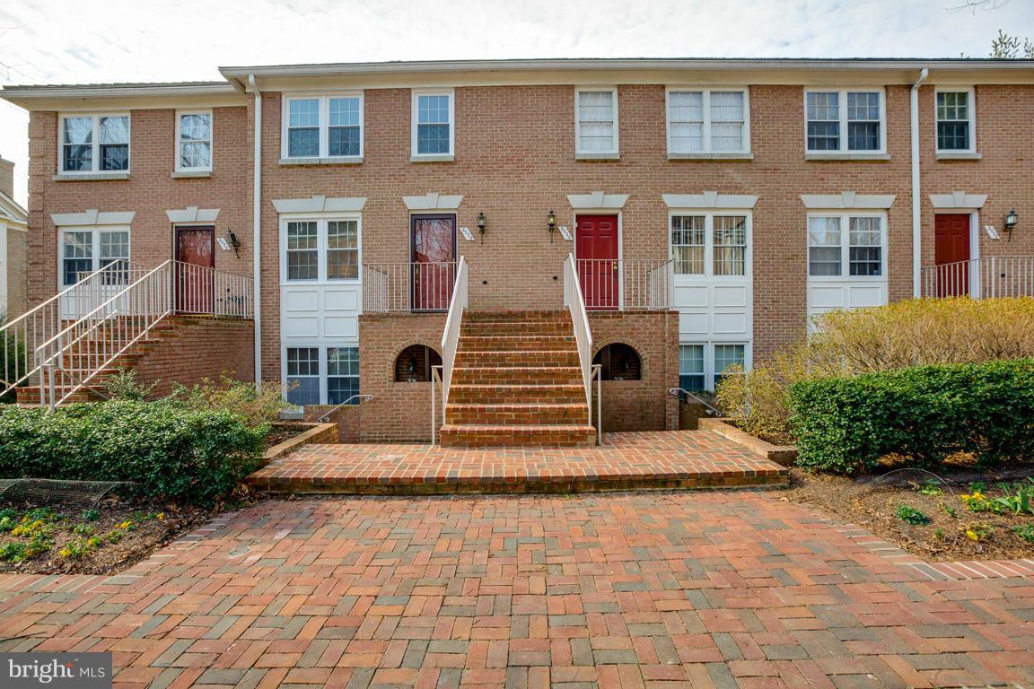 8028 Quarry Ridge Way, Unit 2A Bethesda, MD 20817 - Photo 1 of 19 Exterior (Front)