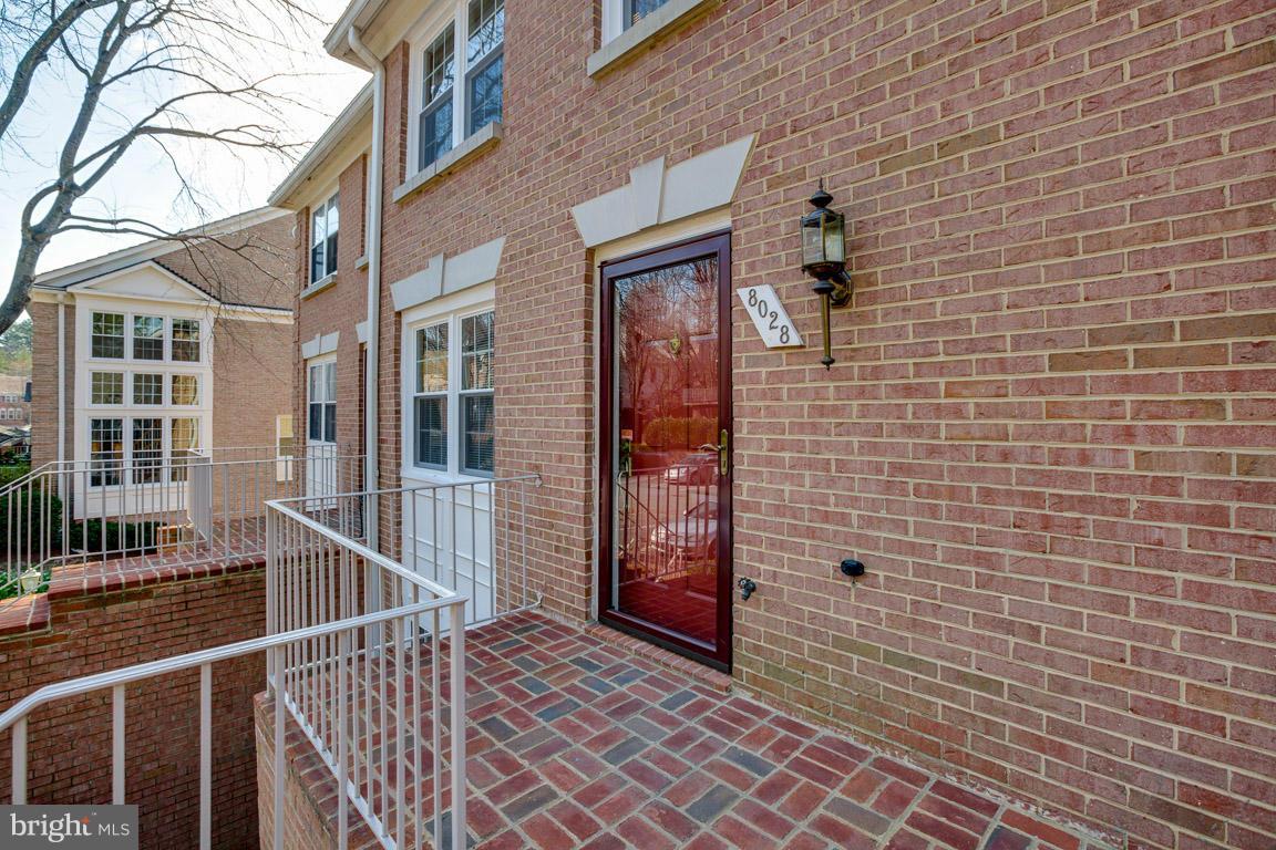 8028 Quarry Ridge Way, Unit 2A Bethesda, MD 20817 - Photo 14 of 19 Exterior (Front)