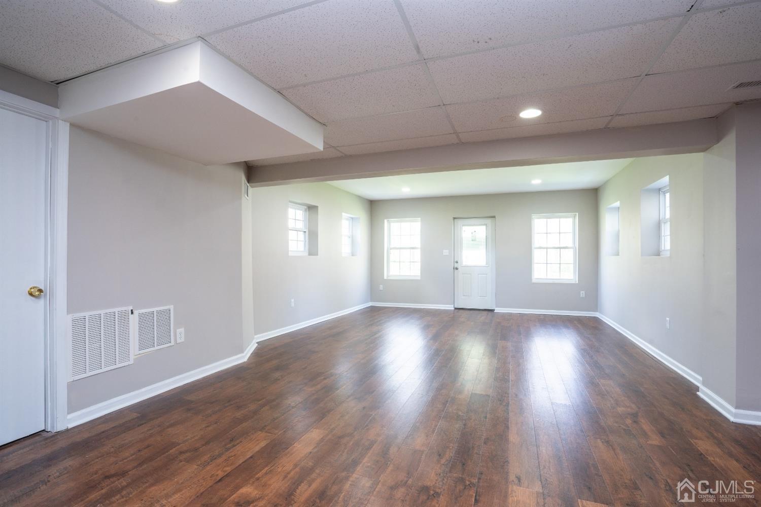 56 Potomac Road Monmouth Junction, NJ 08852 - Photo 38 of 46 Gallery Image 38