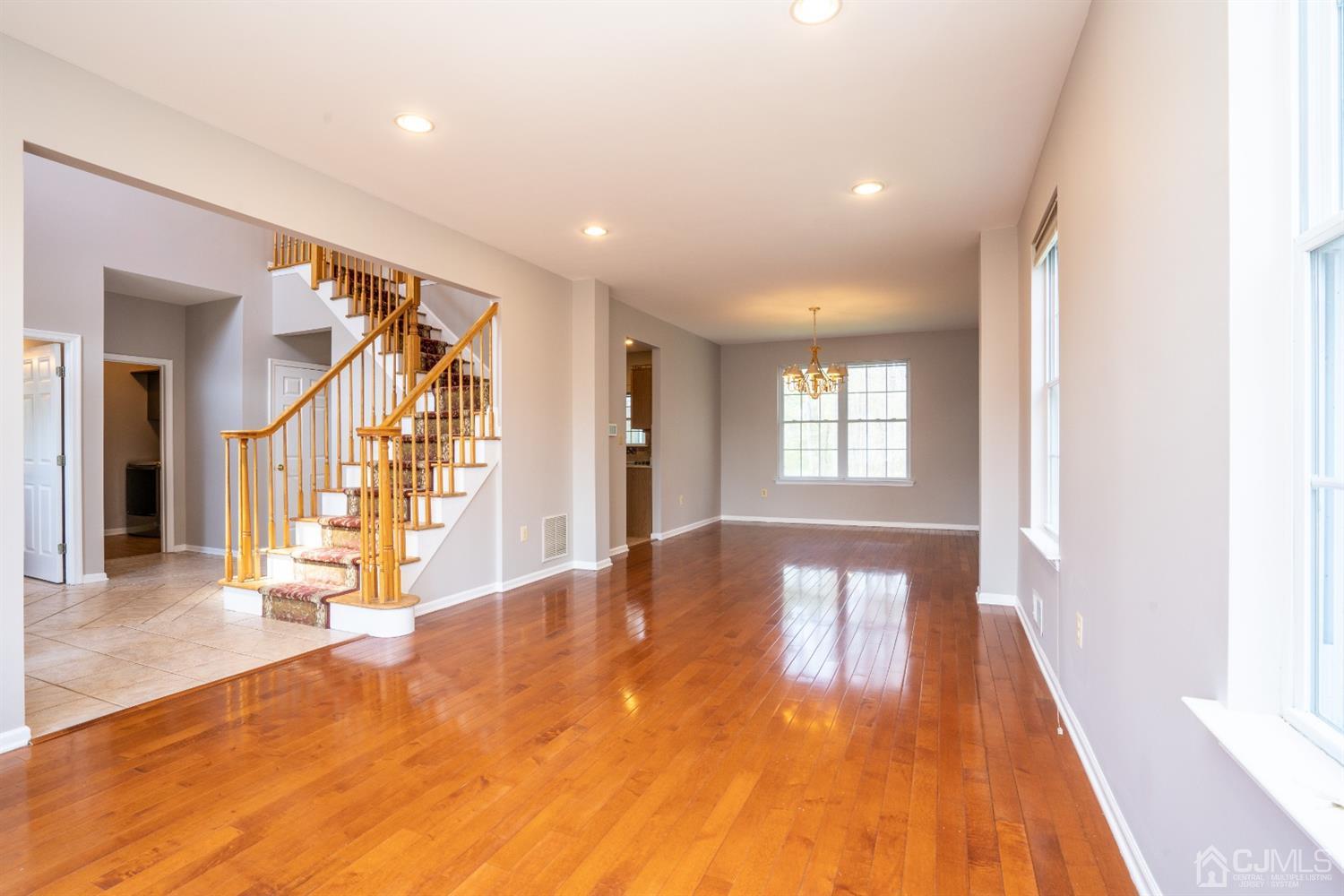 56 Potomac Road Monmouth Junction, NJ 08852 - Photo 6 of 46 Gallery Image 6