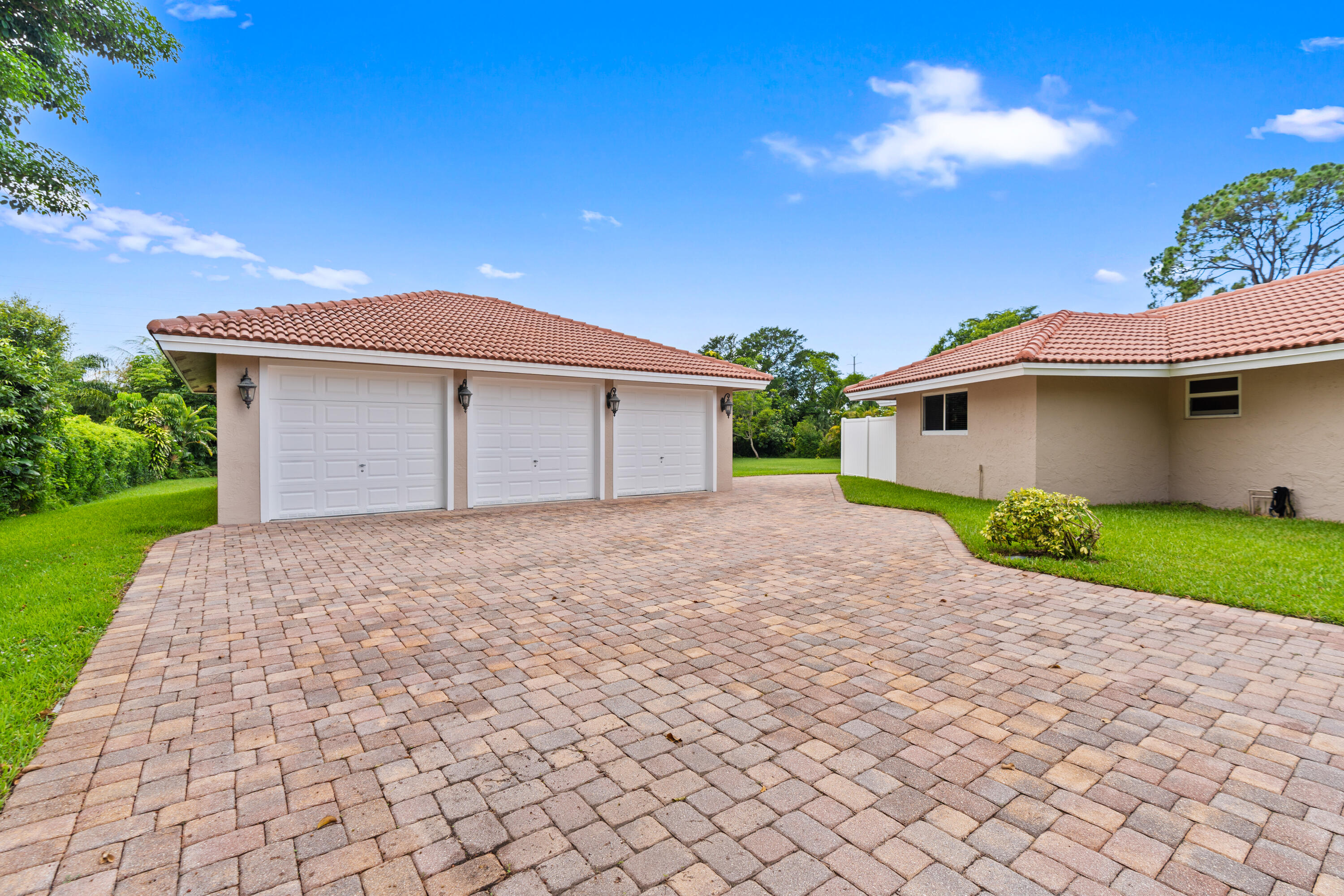 22829 Horseshoe Way Boca Raton, FL 33428 - Photo 60 of 67 DSC06798