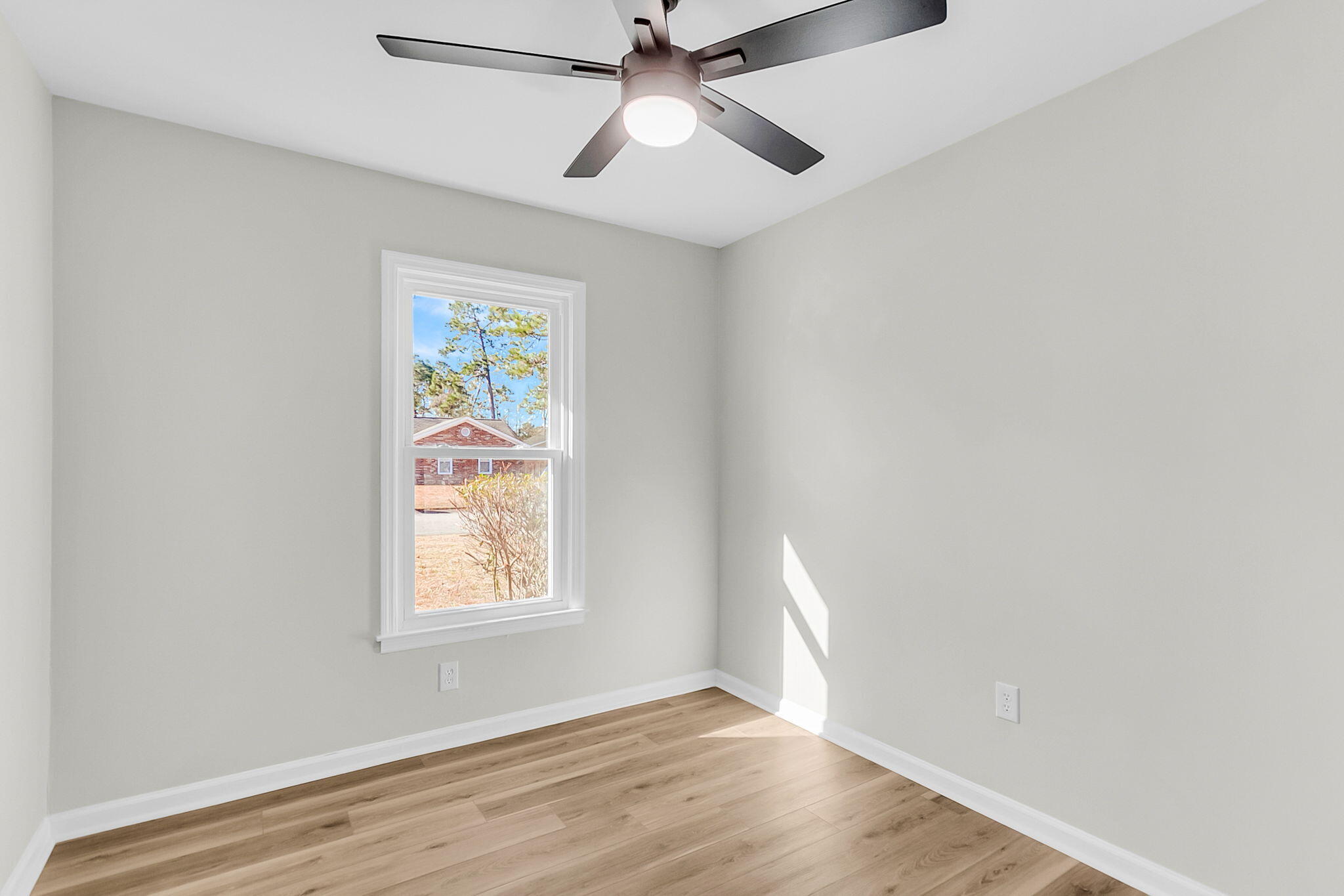 225 Longleaf Road Summerville, SC 29486 - Photo 22 of 31 Gallery Image 22