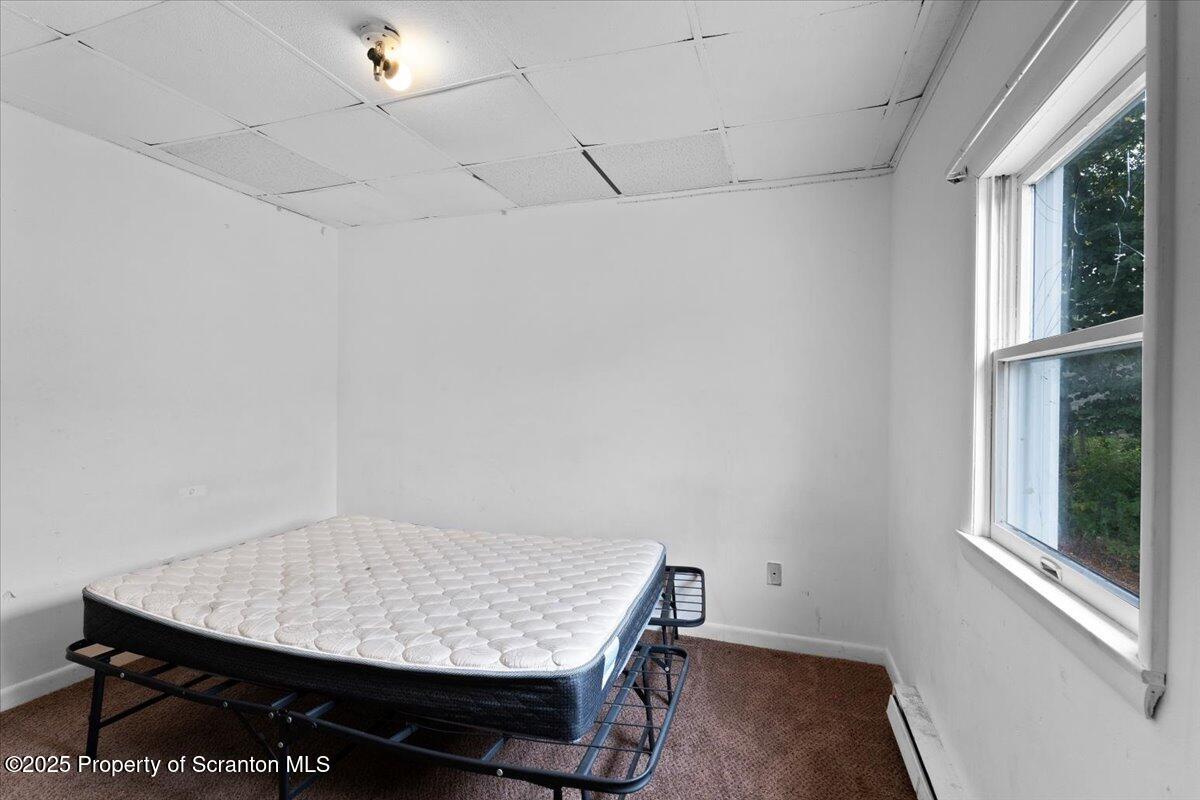 901 Eynon Street Scranton, PA 18504 - Photo 30 of 34 a room with a table and window