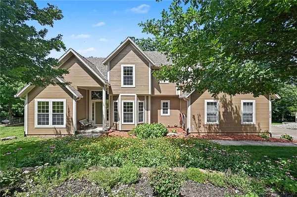 $975,000 | 22165 171st Street, Basehor, KS 66007