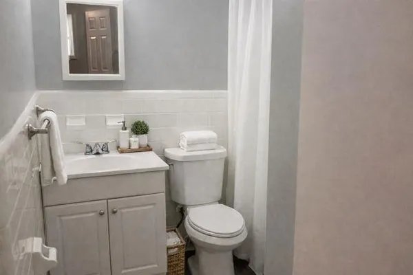 $1,250 | 6250-A-B Vera Lane Southwest, Unit A, Mableton, GA 30126