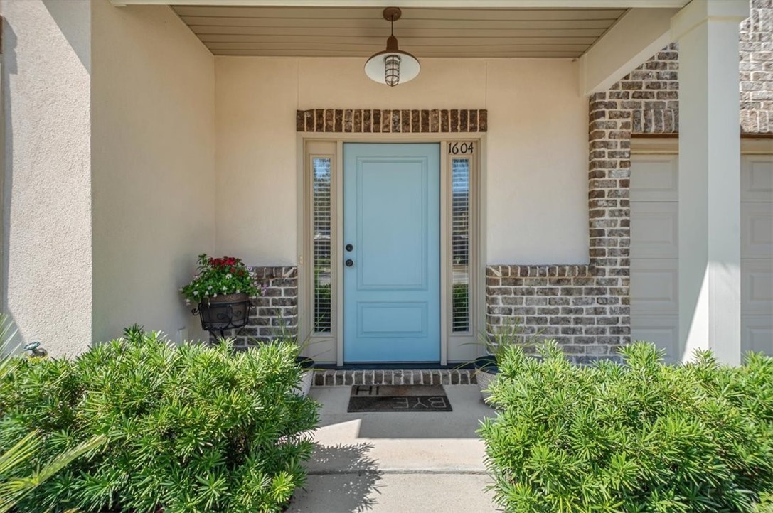 1604 Mariners Circle St. Simons Island, GA 31522 - Photo 2 of 36