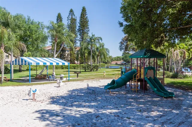a view of a tennis court