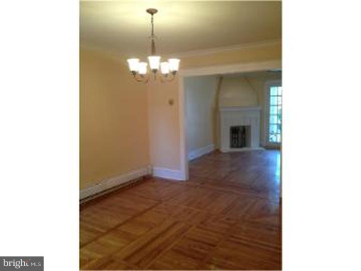 1234 Marlyn Road Philadelphia, PA 19151 - Photo 5 of 23 Dining Room