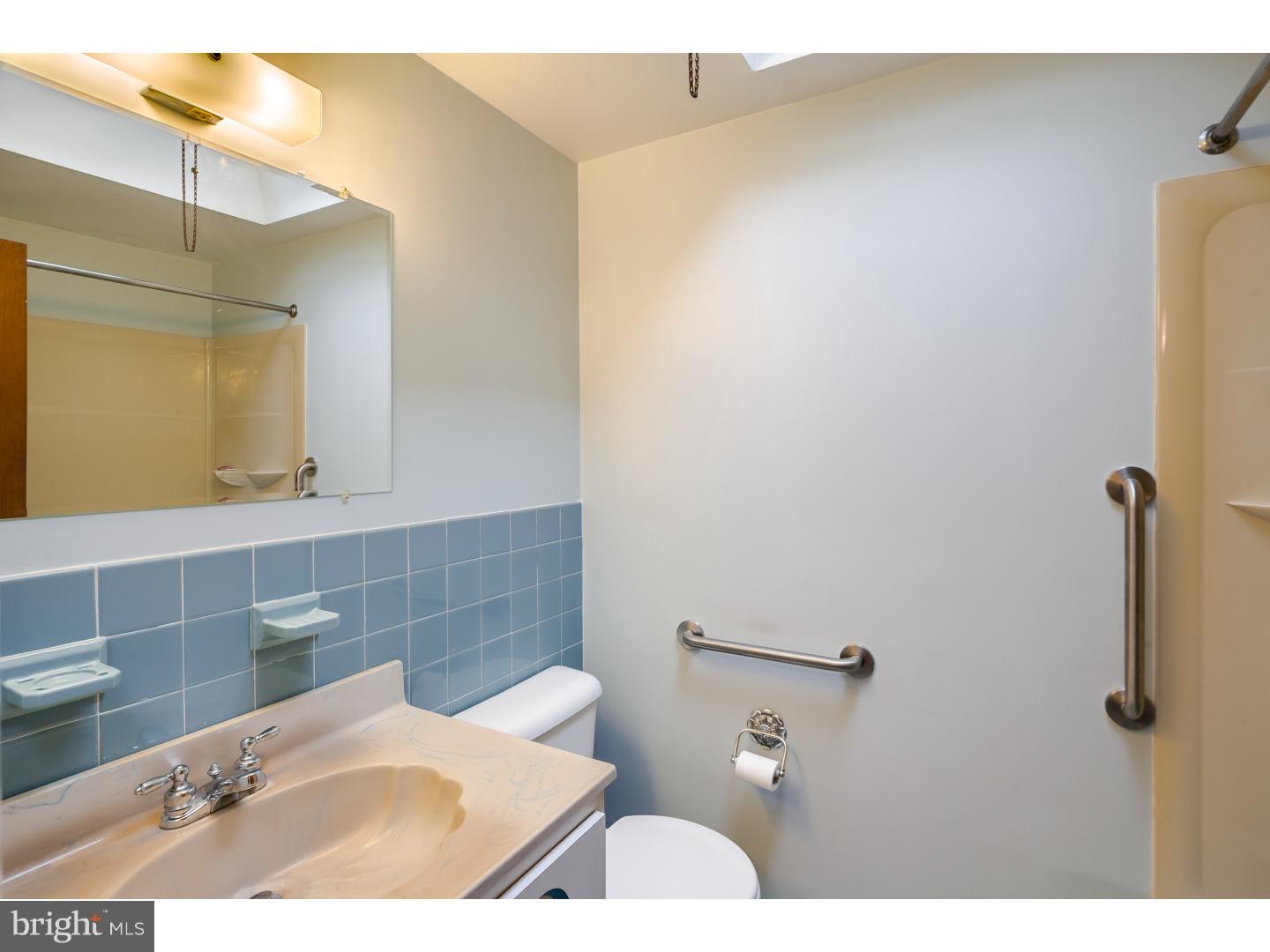 12822 Elnora Road Philadelphia, PA 19154 - Photo 14 of 21