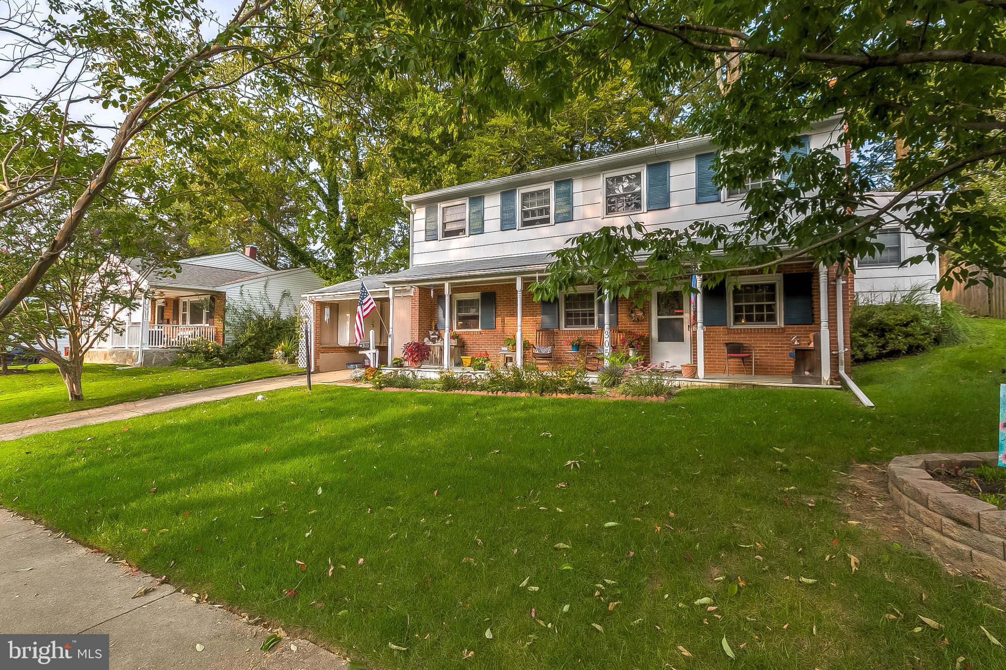 305 Stonewall Road Baltimore, MD 21228 - Photo 3 of 30