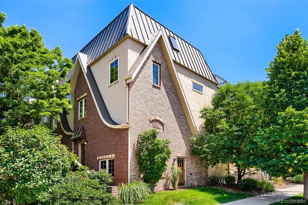 $915,000 | 930 South Pearl Street, Unit 101, Denver, CO 80209
