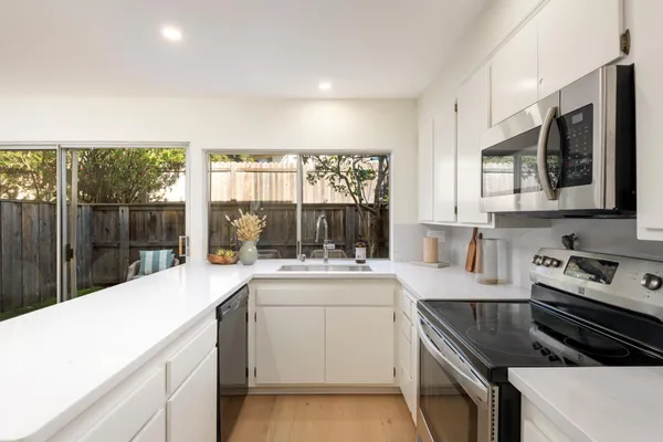 $1,199,000 | 363 Cannon Green Drive, Unit F, Goleta, CA 93117