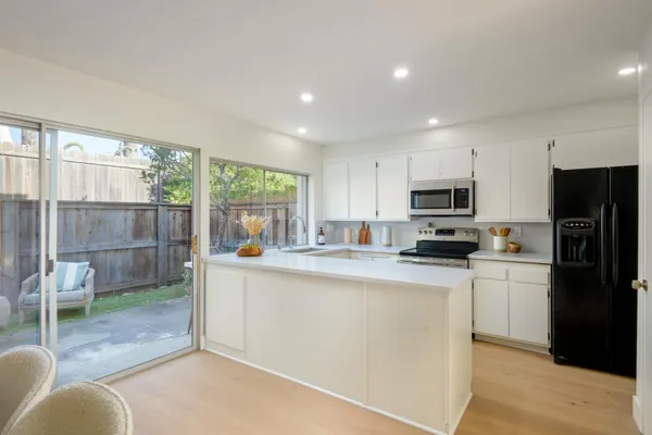 $1,199,000 | 363 Cannon Green Drive, Unit F, Goleta, CA 93117