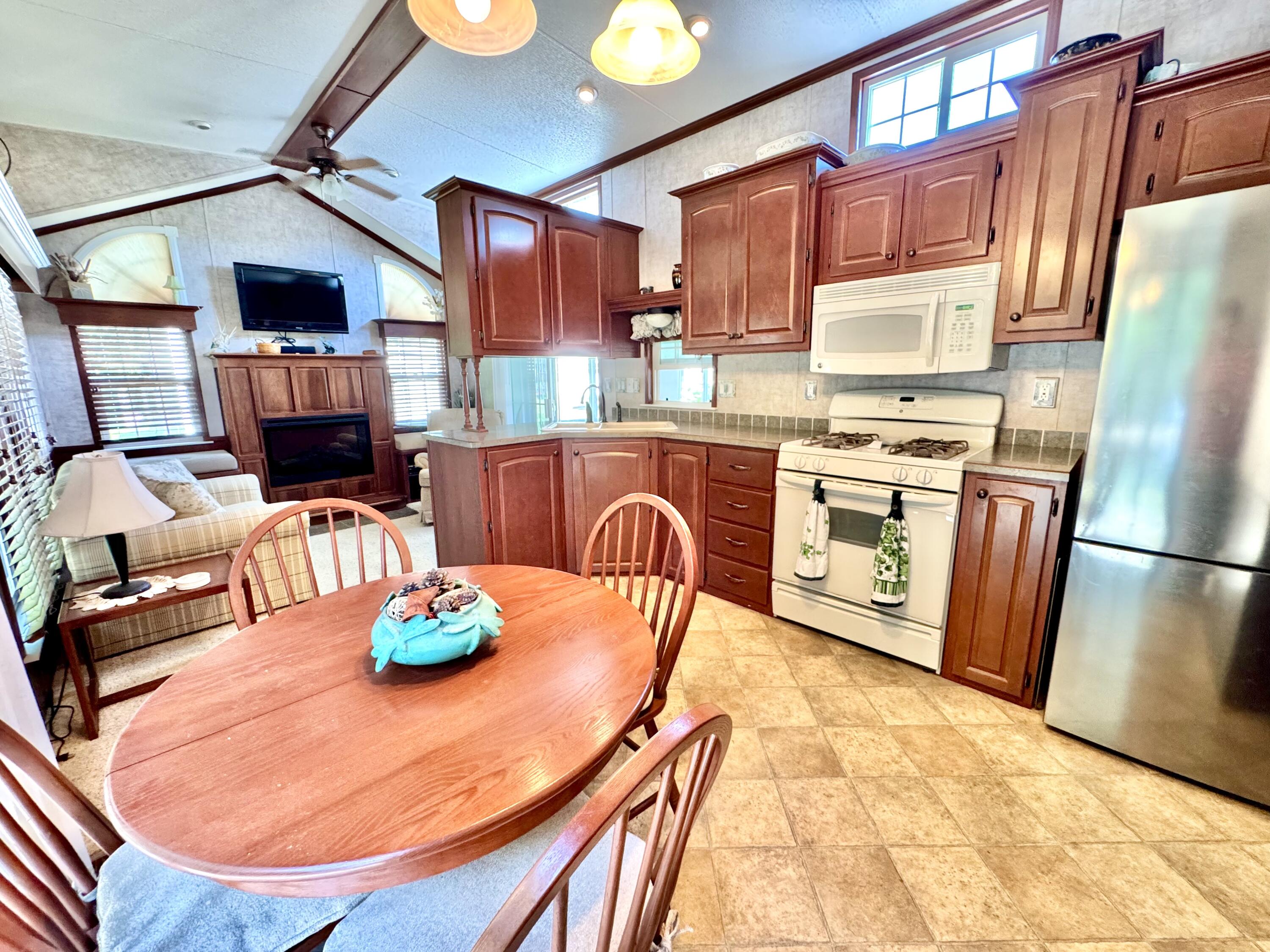 430 Post Road, Unit 277 Wells, ME 04090 - Photo 19 of 31 IMG_1773