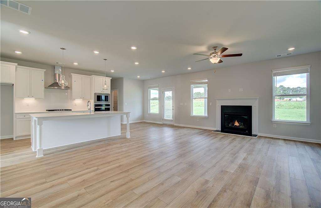 121 Haverling Pass Hampton, GA 30228 - Photo 7 of 35