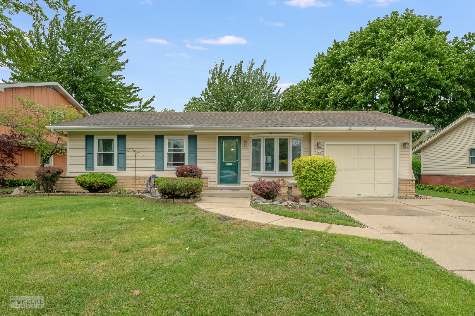 566 Ridge Avenue Elk Grove Village, IL 60007 - Photo 1 of 22 Gallery Image 1