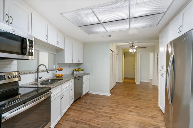 $2,800 | 759 Carlingford Lane, Houston, TX 77079