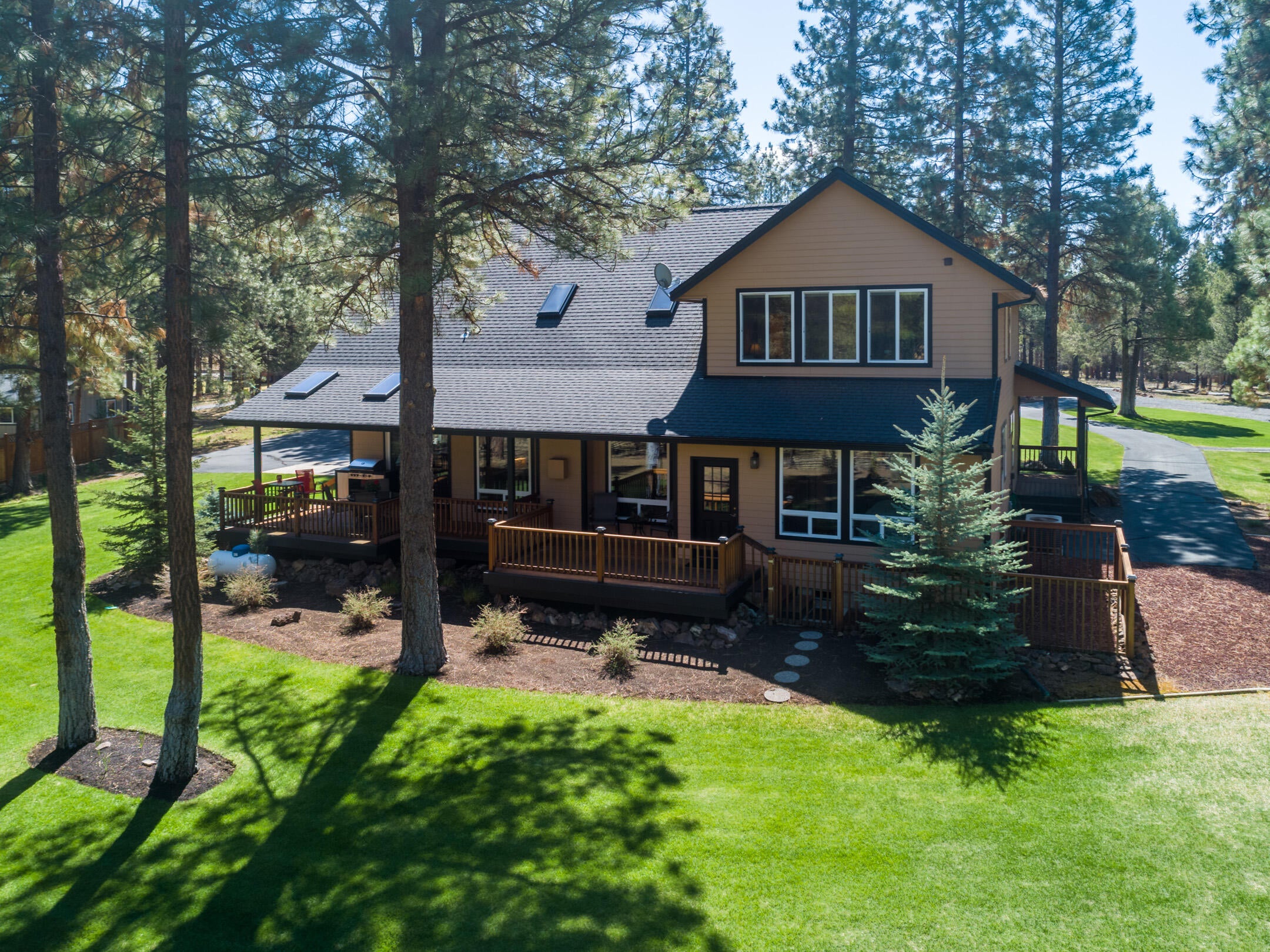 16012 Cattle Drive Road Sisters, OR 97759 - Photo 2 of 45 2021_05_10_16012_cattle_drive_rd-4