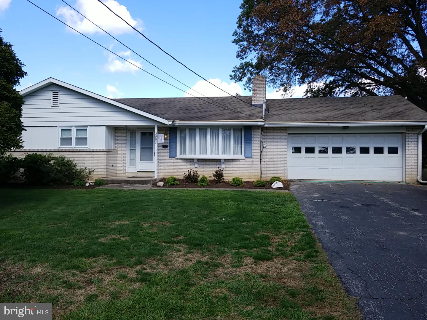3967 Locust Grove Road Columbia, PA 17512 - Photo 2 of 22