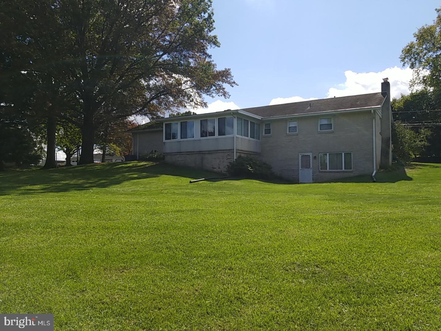 3967 Locust Grove Road Columbia, PA 17512 - Photo 7 of 22
