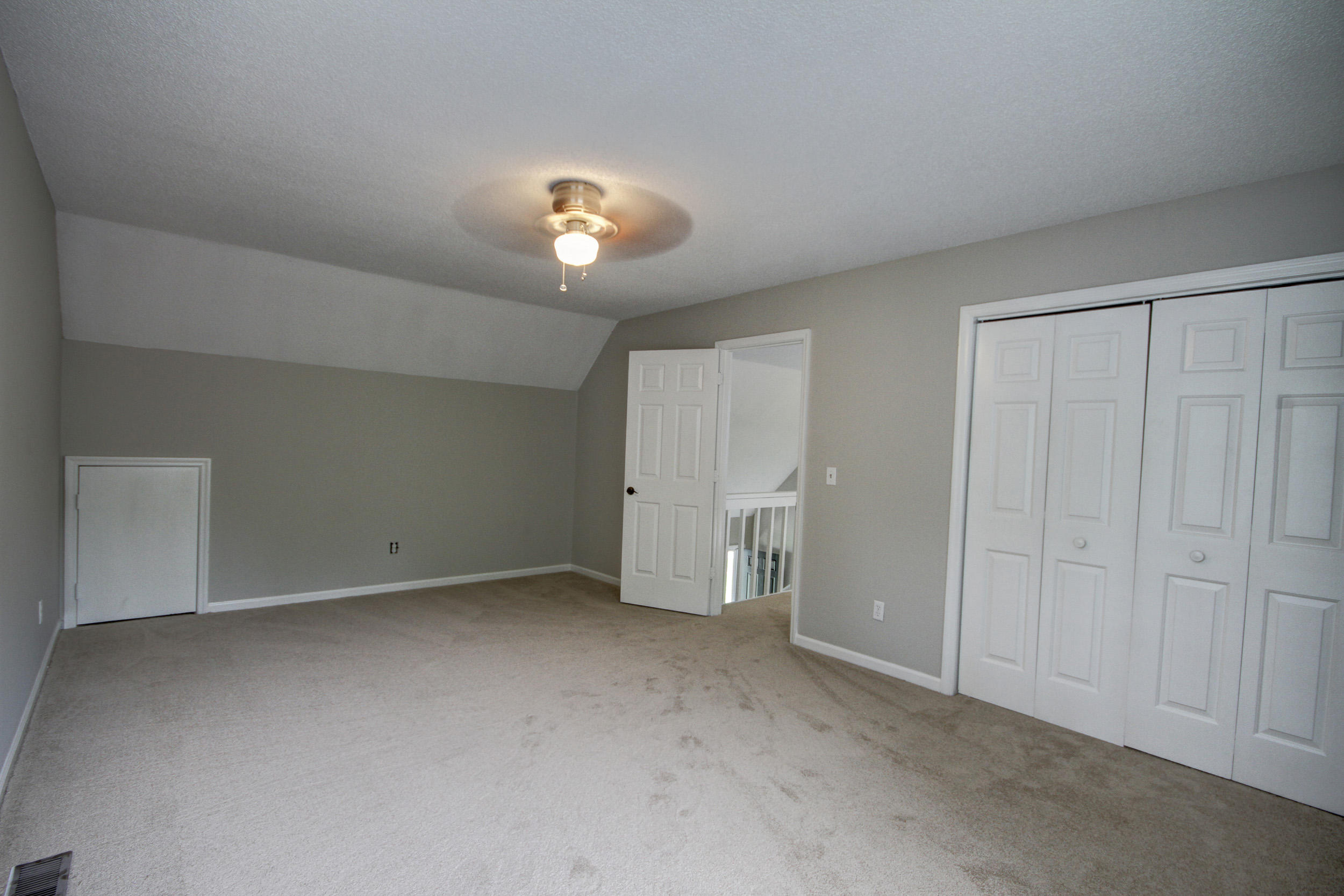 519 Castle Hall Road Mount Pleasant, SC 29464 - Photo 21 of 37 Guest Room #1
