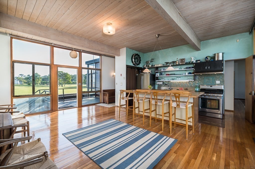 68 Paine Avenue Beverly, MA 01915 - Photo 11 of 32