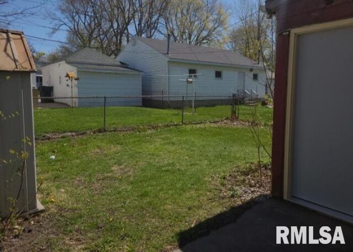 307 Baltimore Street Waterloo, IA 50701 - Photo 8 of 17 Gallery Image 8