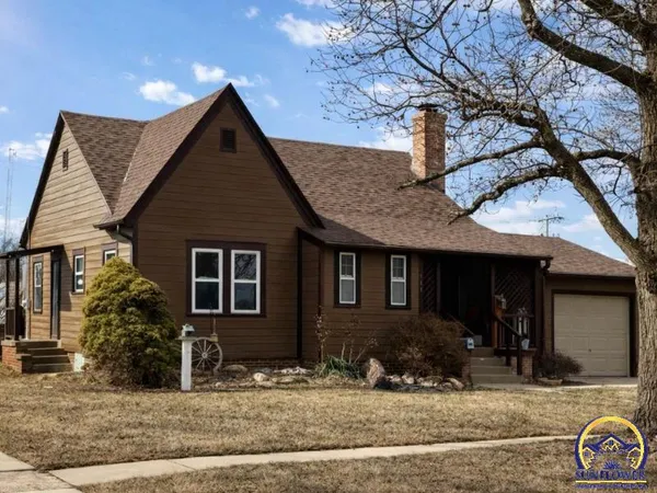 $126,000 | 503 North 6th Street, Hiawatha, KS 66434