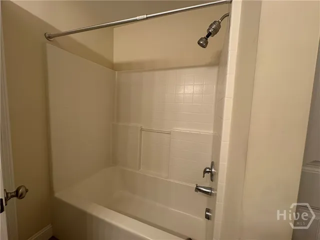 $1,950 | 300 Canyon Oak Loop, Richmond Hill, GA 31324