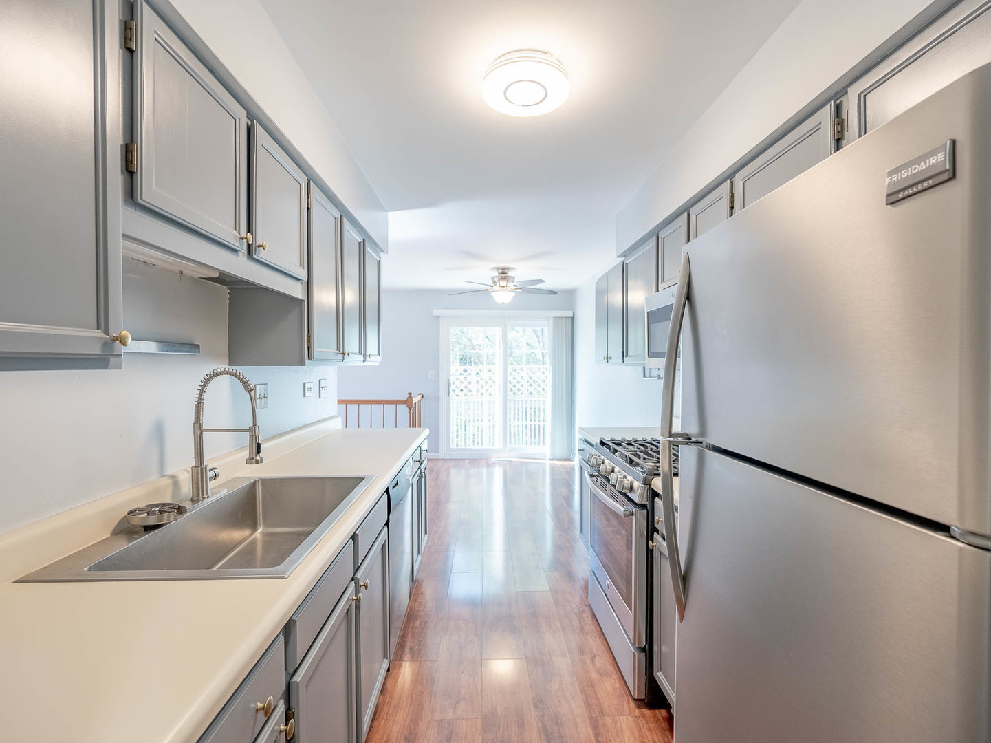 2214 Colorado Avenue, Unit 2214 Elgin, IL 60123 - Photo 5 of 12