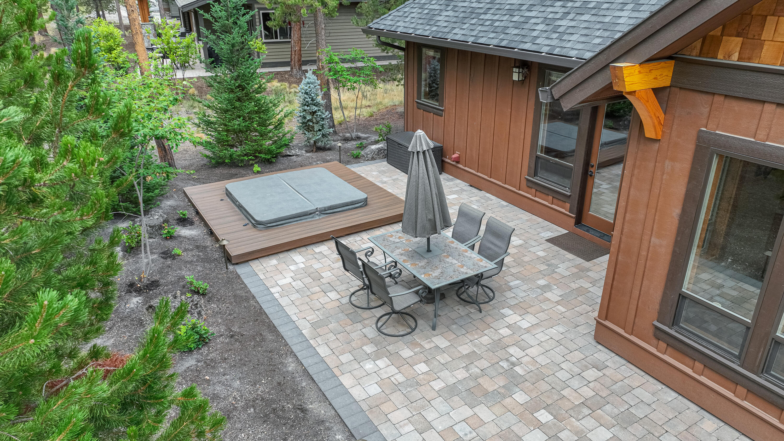 56468 Sunstone Loop Bend, OR 97707 - Photo 4 of 49 DJI_0107
