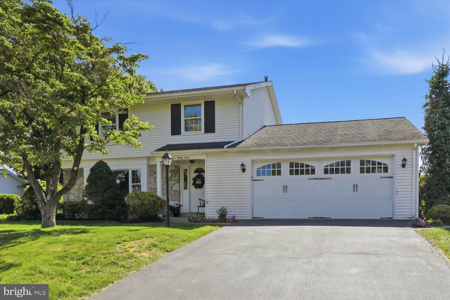 387 Yorktown Road Hershey, PA 17033 - Photo 1 of 43