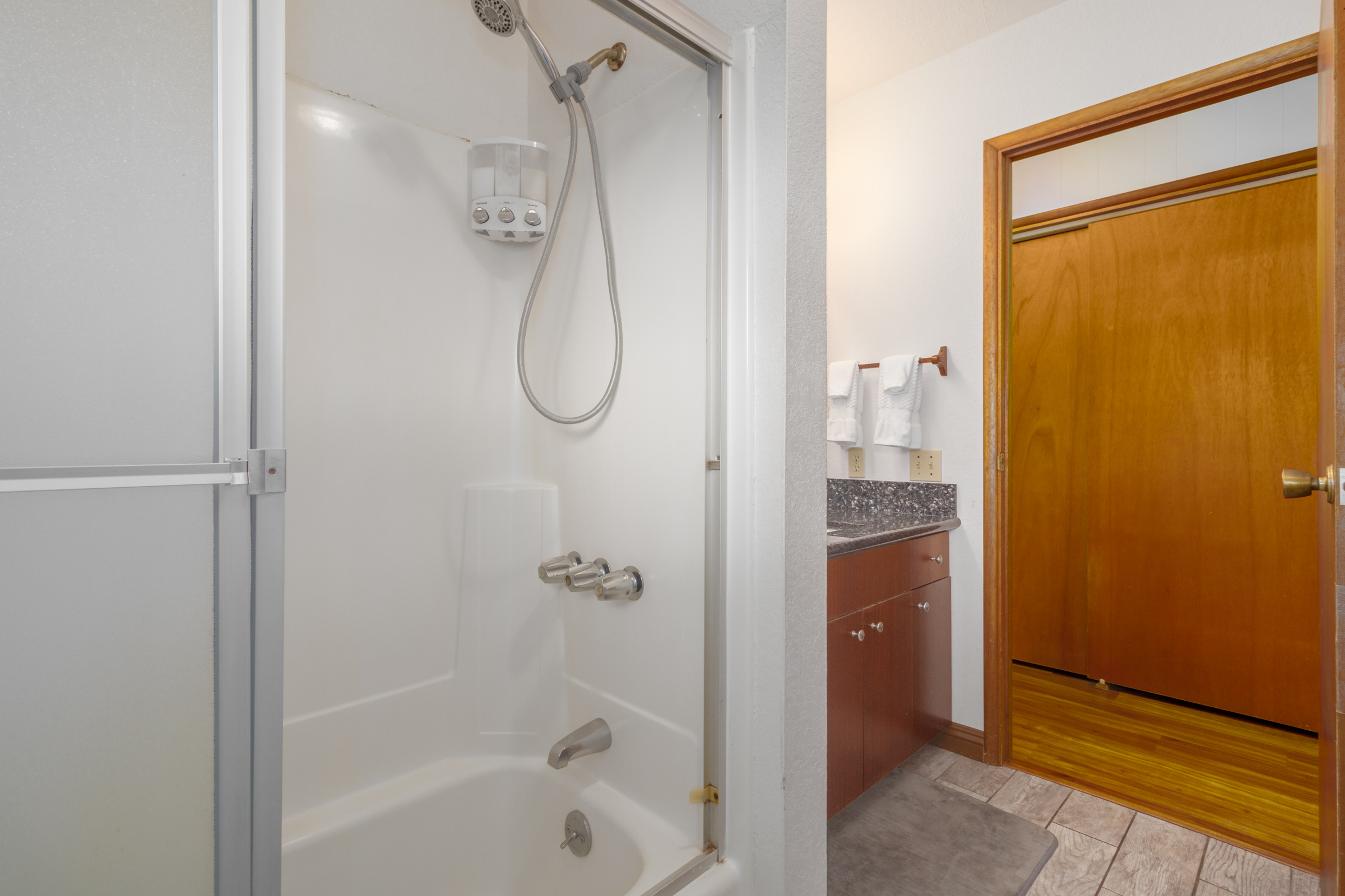 99-1752 Painiu Loop Volcano, HI 96785 - Photo 12 of 28