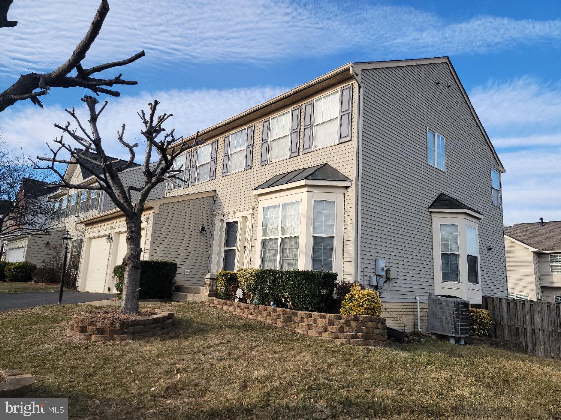 6800 Innesfree Way Gainesville, VA 20155 - Photo 3 of 7