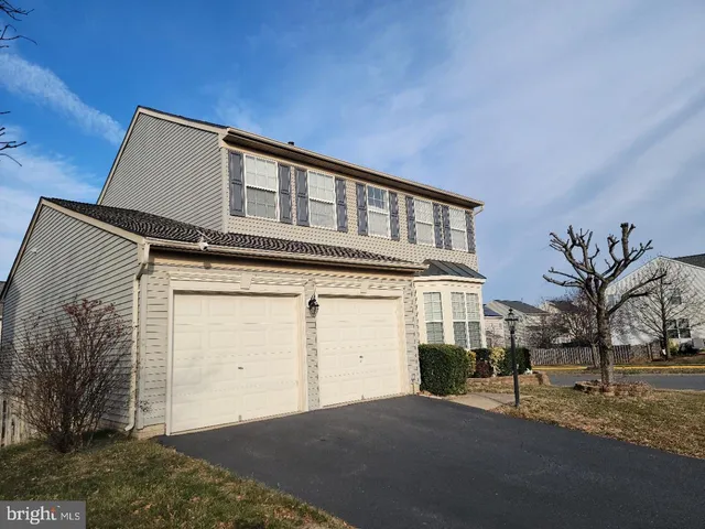 $785,000 | 6800 Innesfree Way, Gainesville, VA 20155