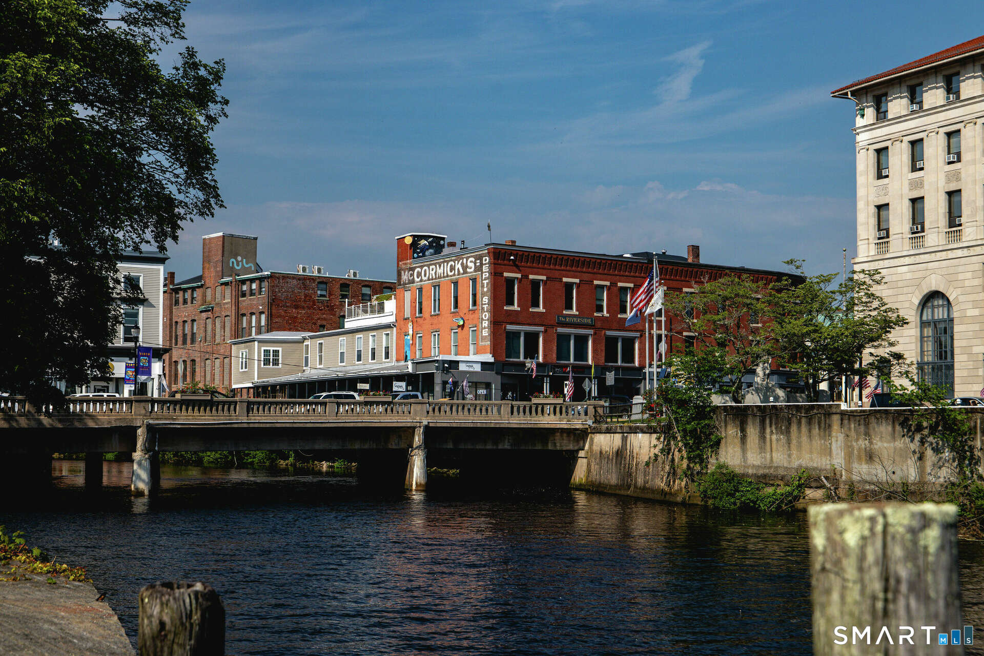 81 Mechanic Street, Unit 2 Stonington, CT 06379 - Photo 2 of 16