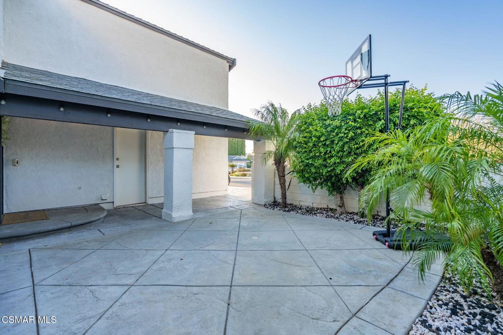 1816 Hillary Court Simi Valley, CA 93065 - Photo 50 of 58