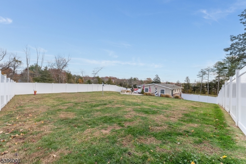 417 Mountain Road Lebanon, NJ 08833 - Photo 27 of 40
