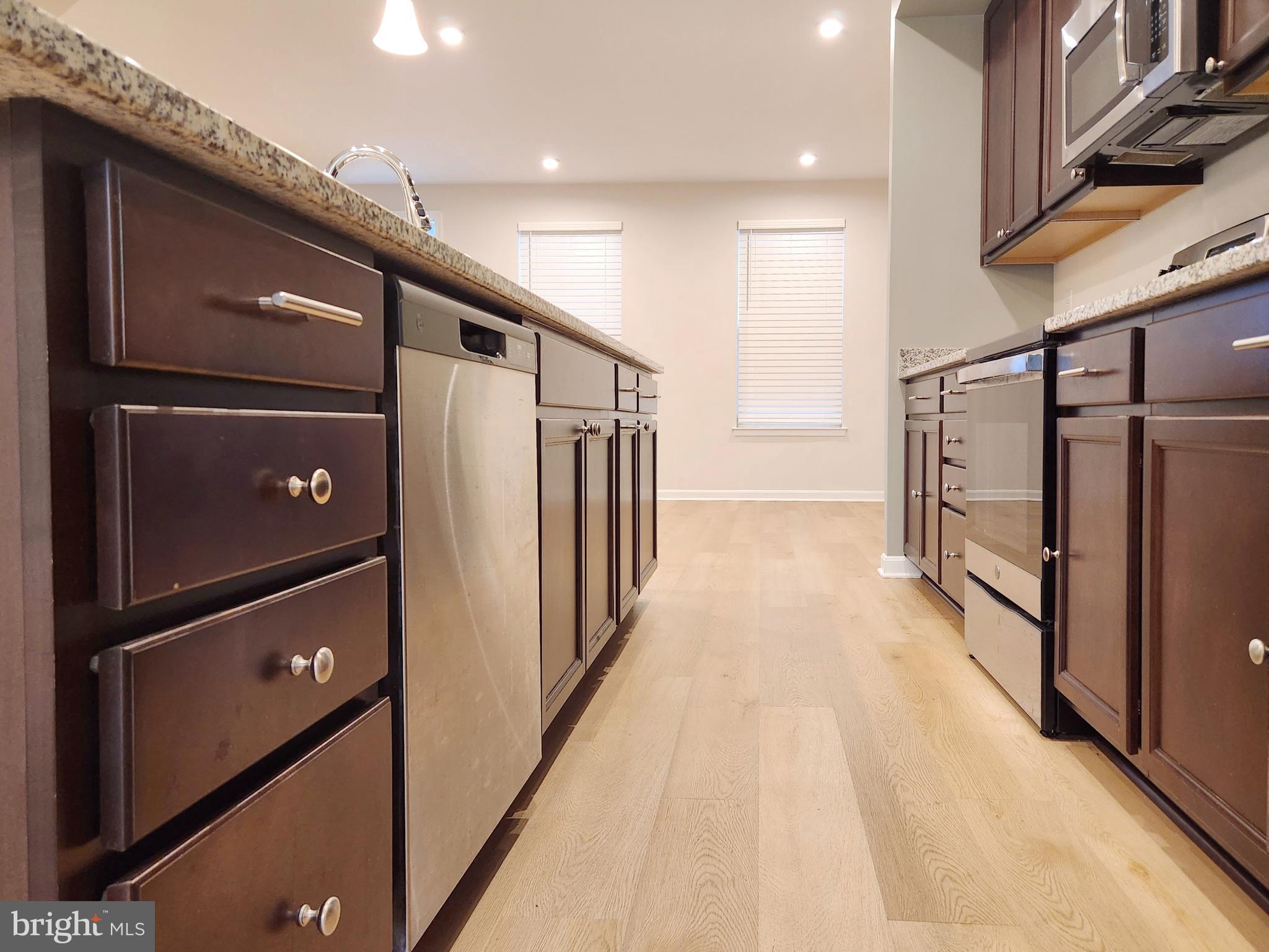 18259 Summit Pointe Drive Triangle, VA 22172 - Photo 13 of 36